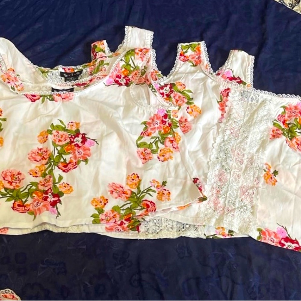 Floral crop tops